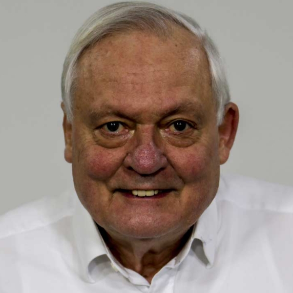 Dr. Burkhard Poschadel